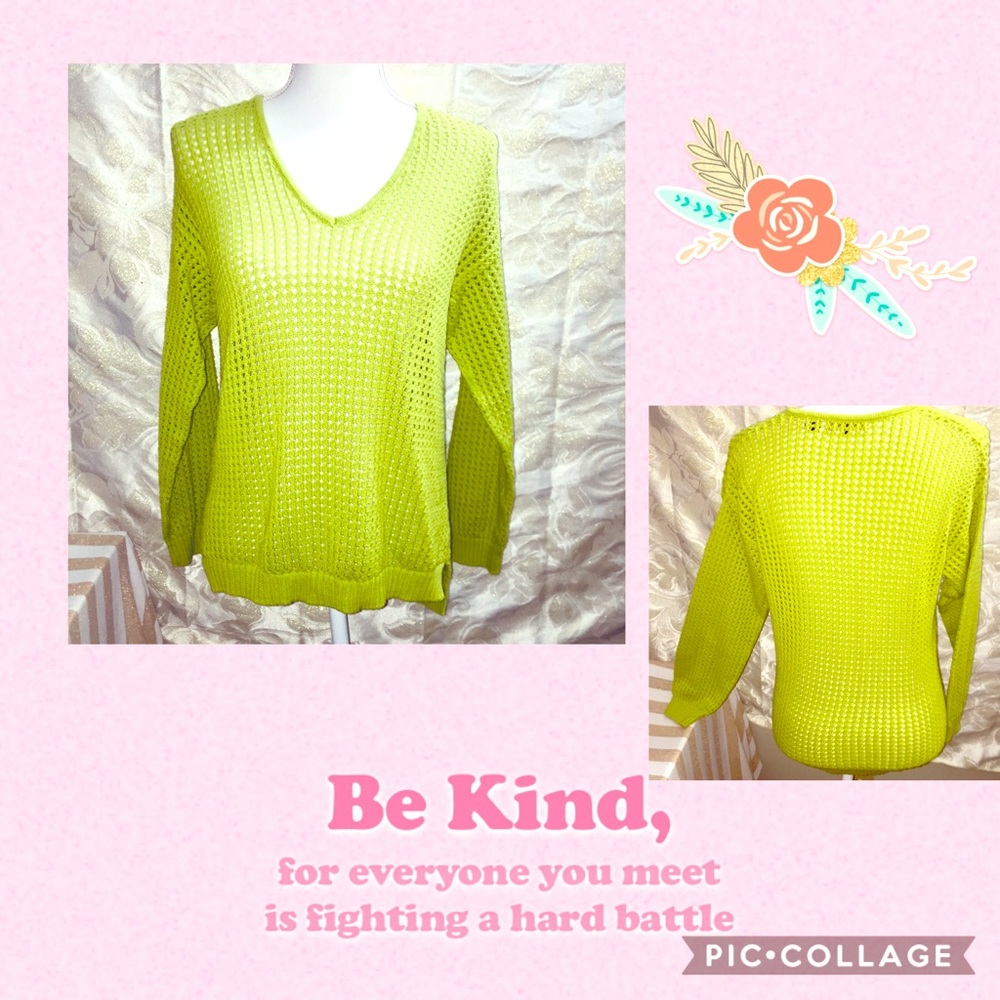 ✨10 for $10 Jeanne Pierre V-Neck Waffle Knit Sweater✨